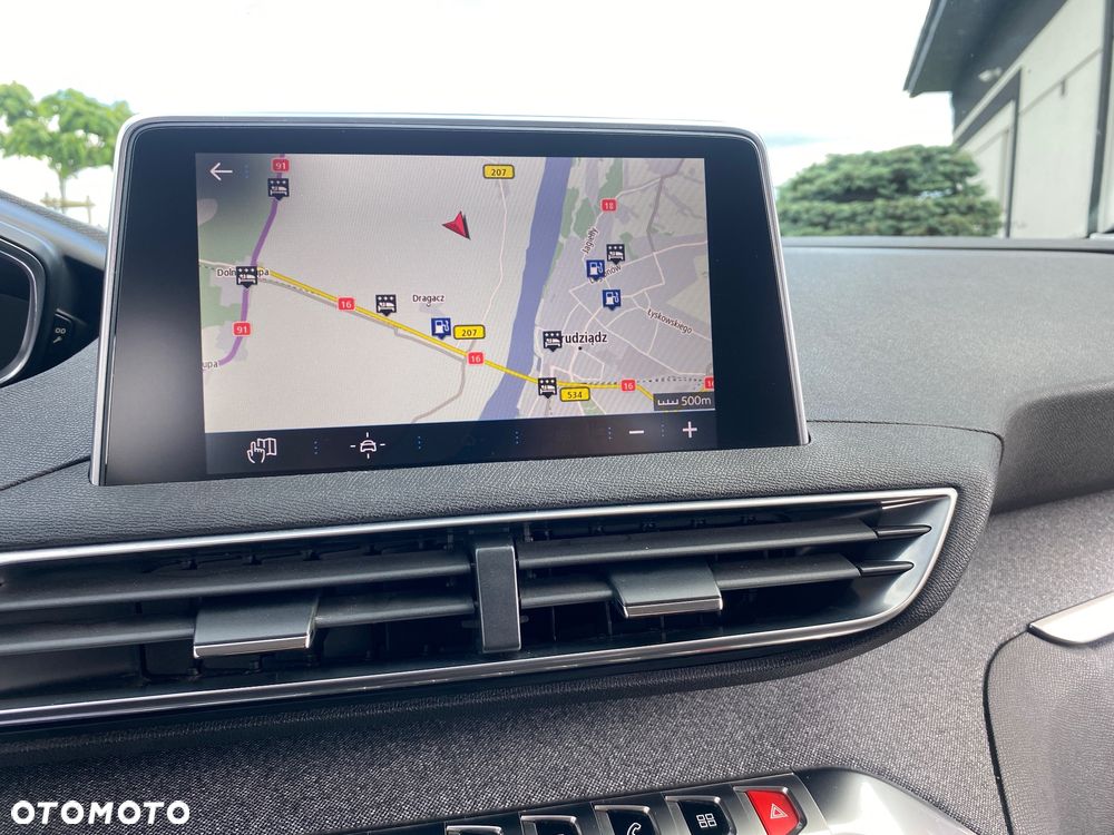 Peugeot 3008 1.2 PureTech Allure S&S - 32