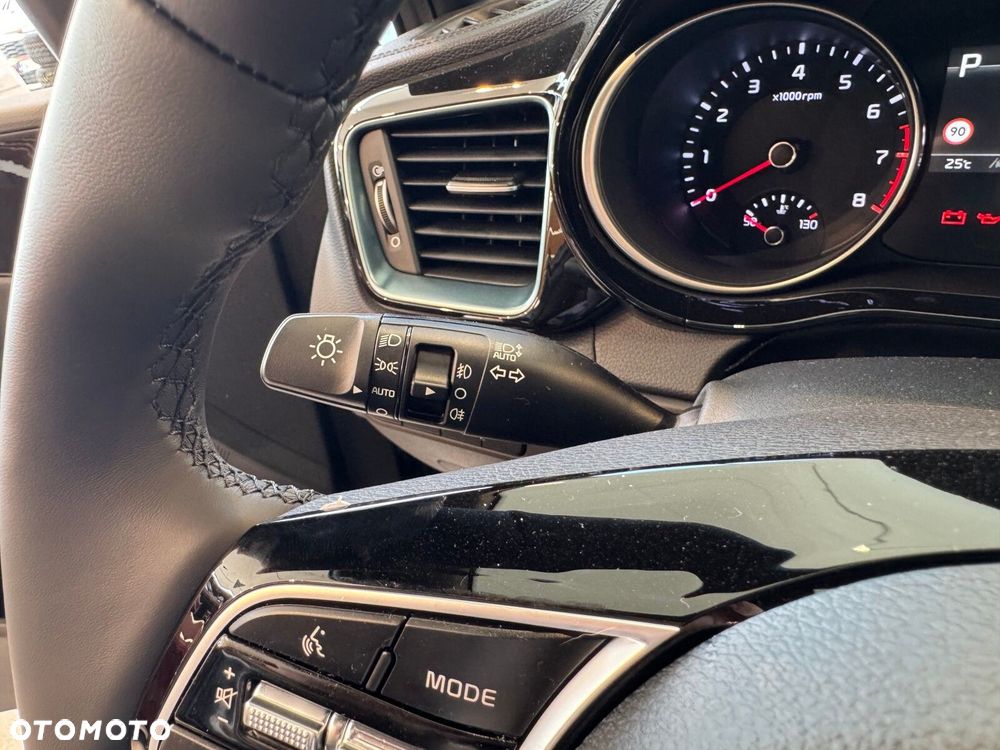 Kia XCeed - 15