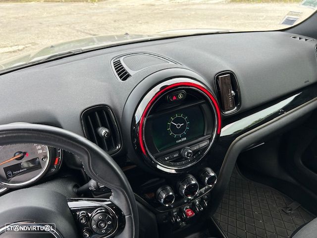 MINI Countryman Cooper D Auto - 9