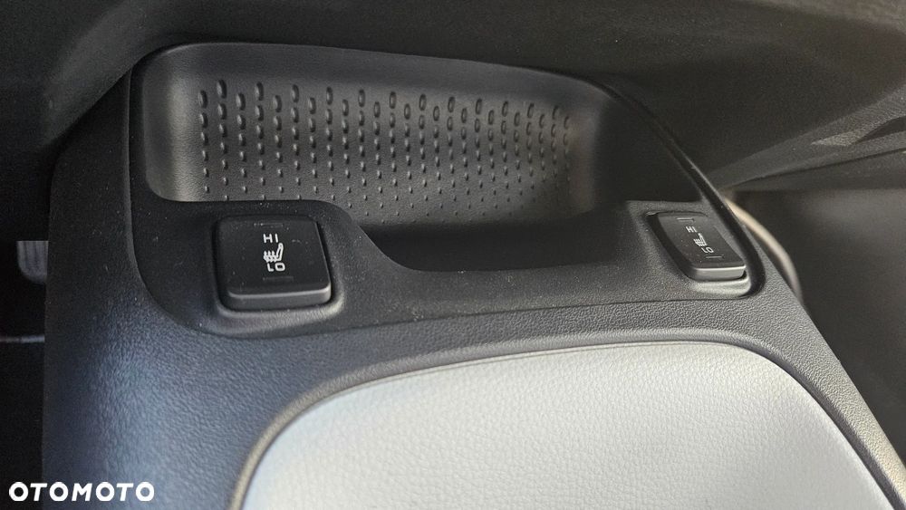 Toyota Corolla - 9