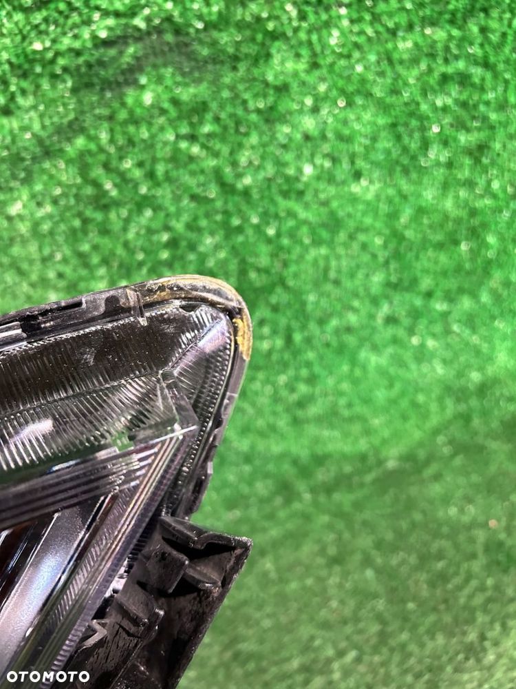 REFLEKTOR PRAWY KIA OPTIMA IV ZWYKŁY - 2