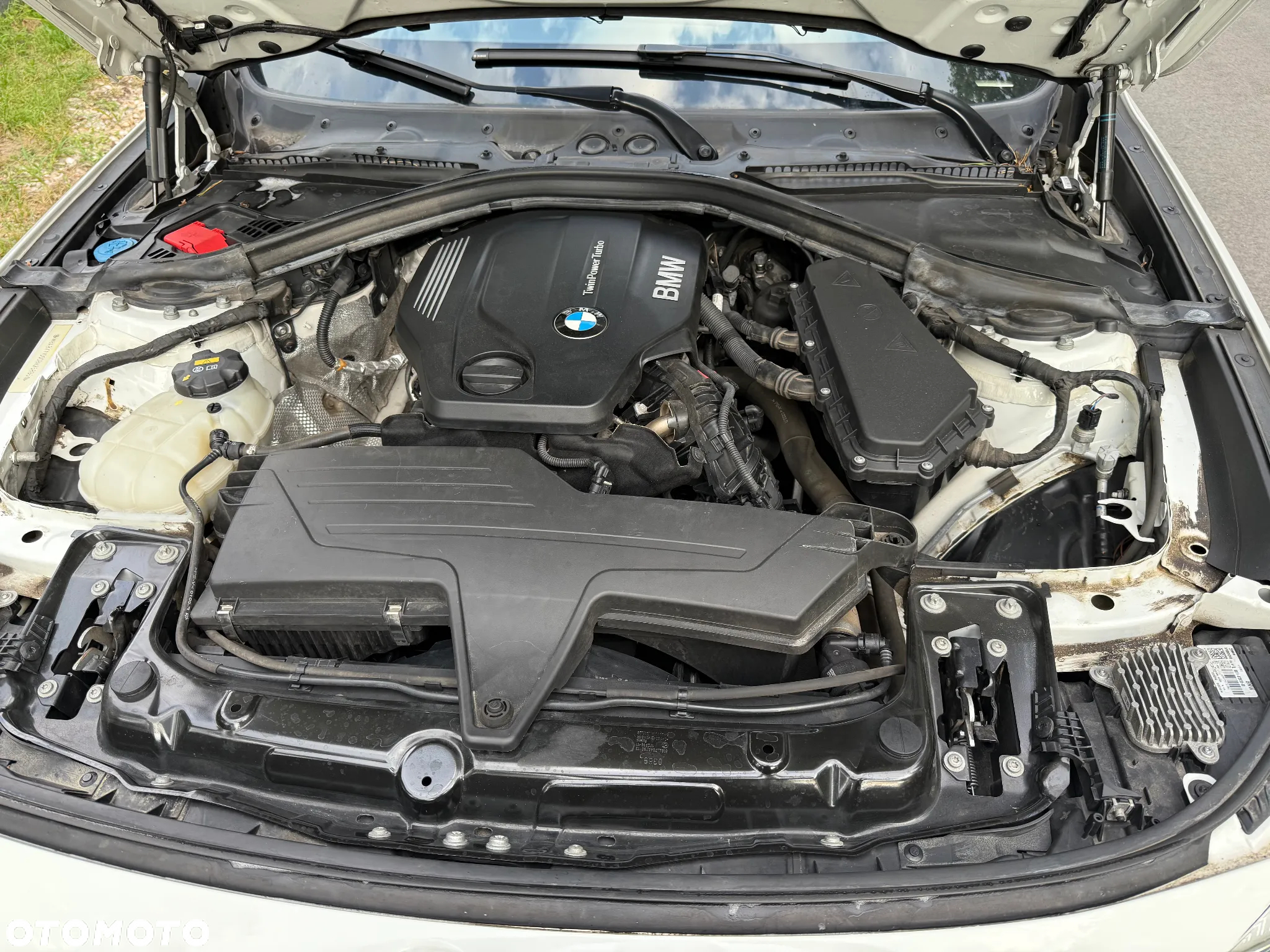 BMW 3GT 318d Business Edition - 10