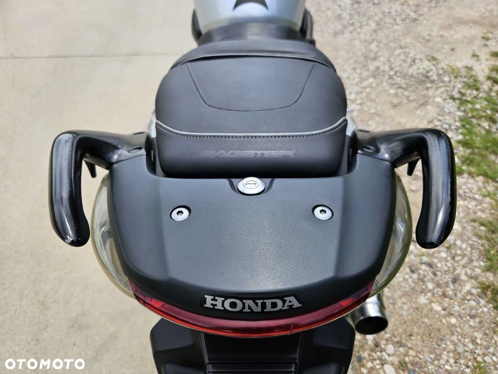 Honda CBF - 37