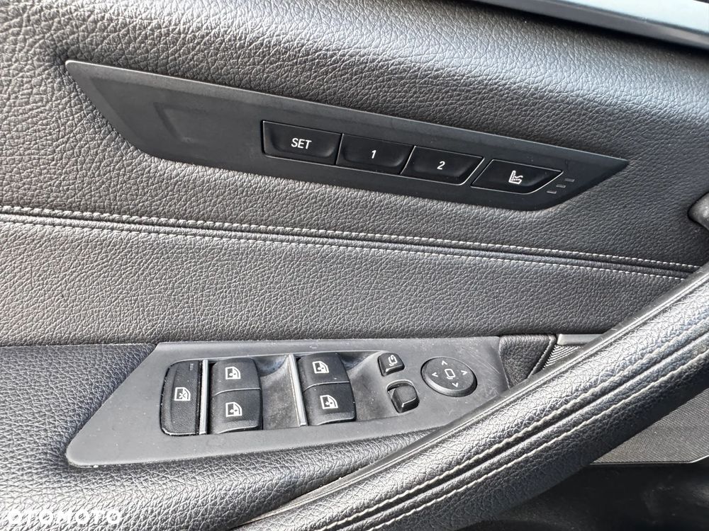 BMW Seria 5 530d xDrive - 6