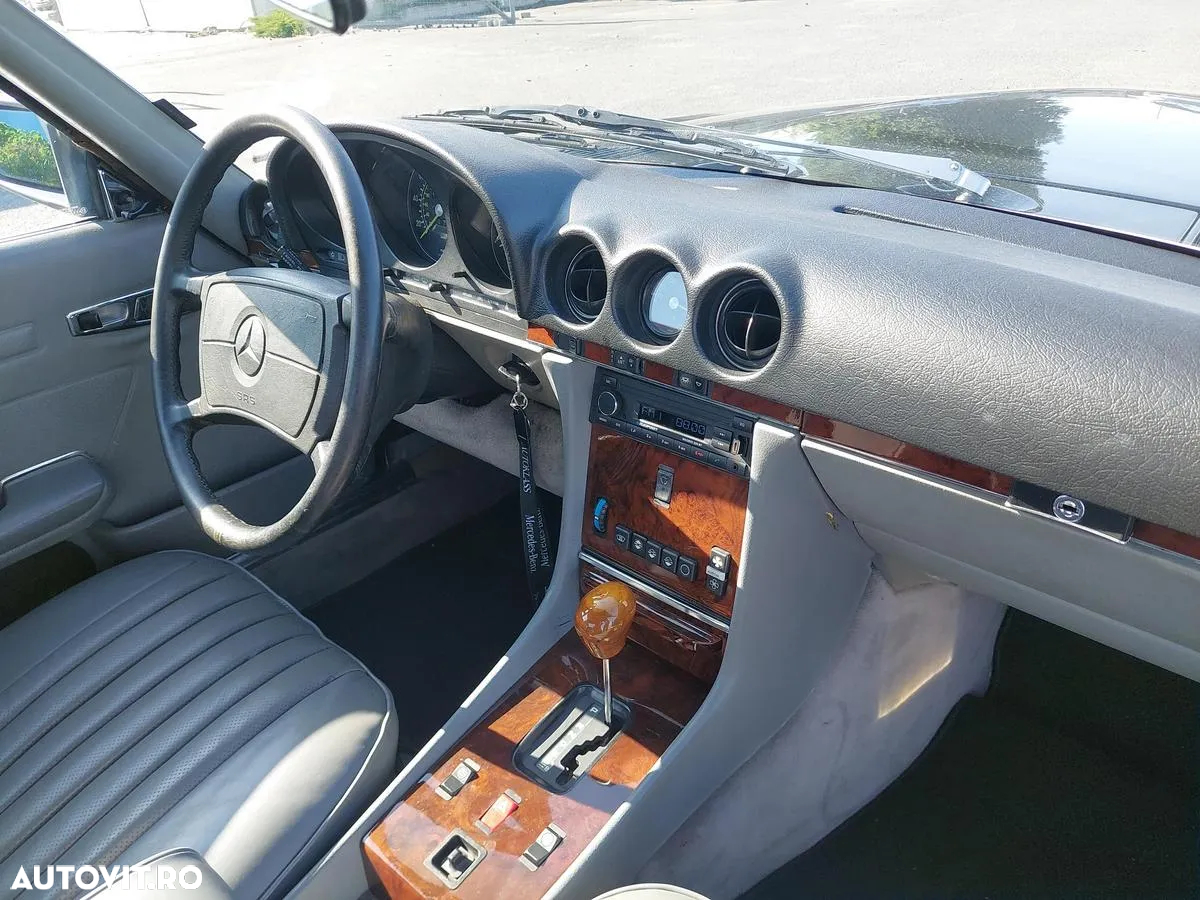 Mercedes-Benz SL - 12