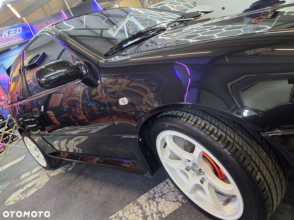 Suzuki Swift 1.3 16V GTi - 13