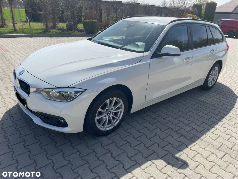BMW Seria 3 320d Edition Luxury Line Purity - 1
