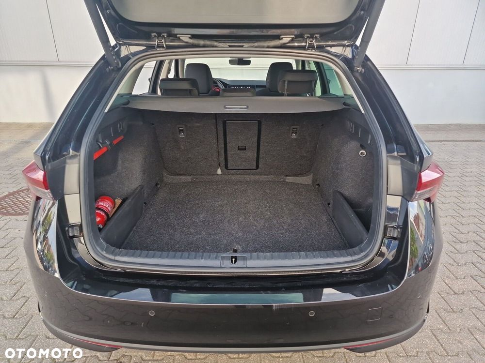 Skoda Octavia 1.5 TSI mHEV Selection DSG - 18