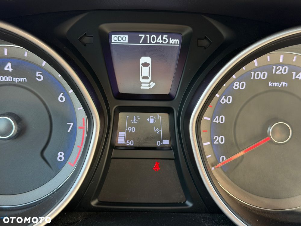 Hyundai i30 blue Kombi 1.4 YES Gold - 35