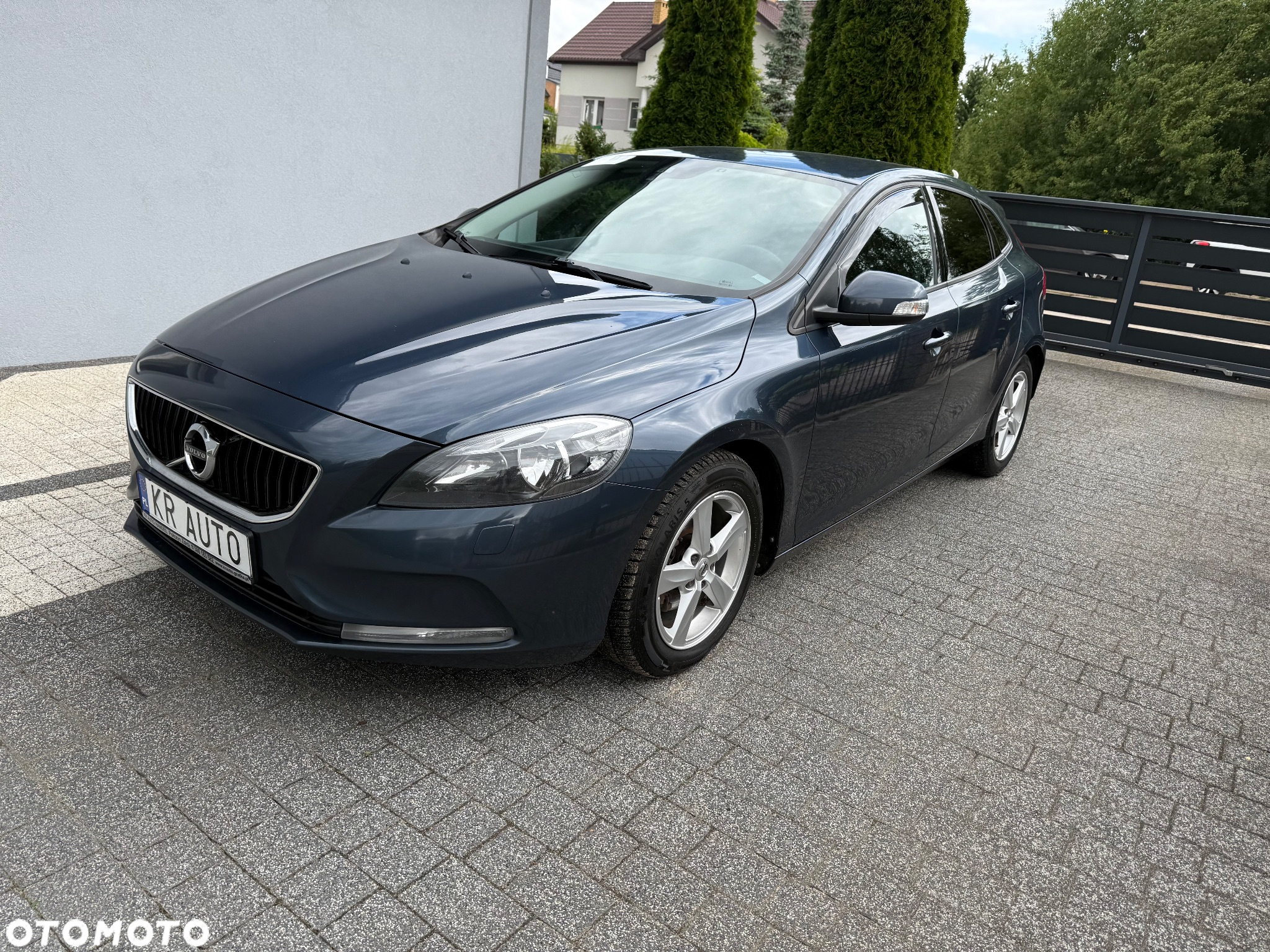 Volvo V40 D2 Drive-E Momentum - 22