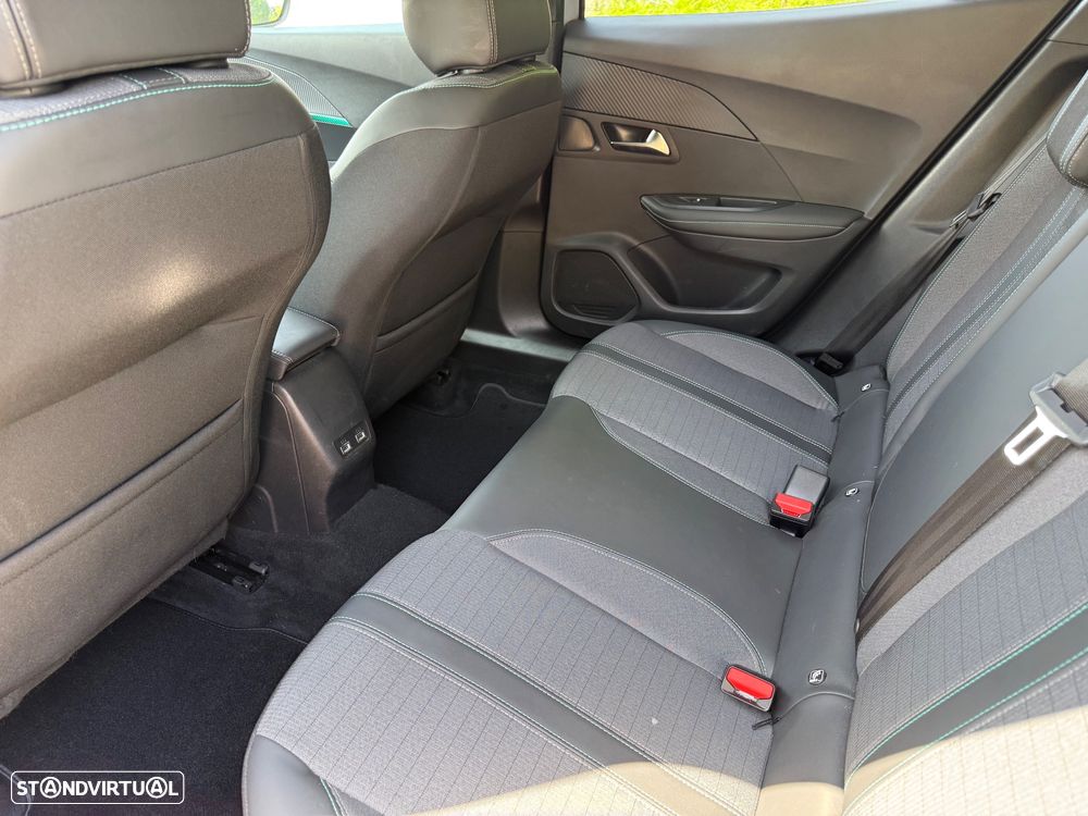 Peugeot 2008 1.2 PureTech Allure Pack - 10