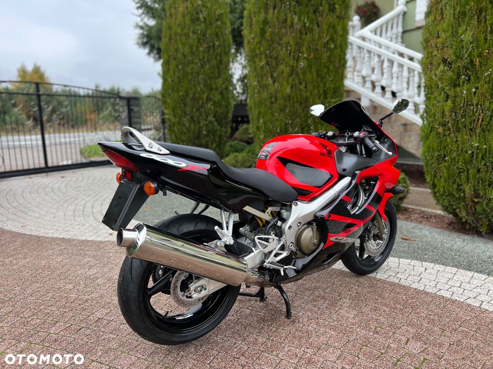 Honda CBR - 9