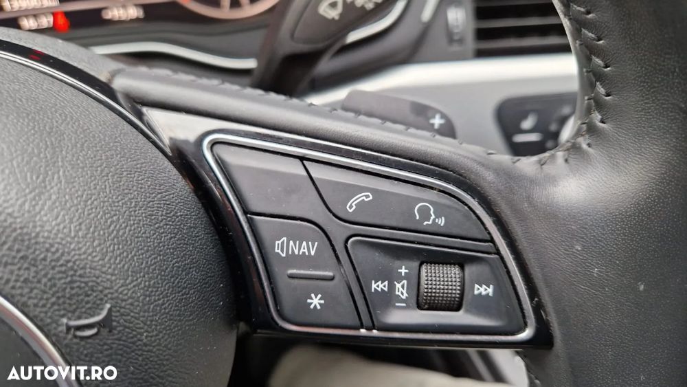 Audi A4 2.0 TDI S tronic Sport - 40