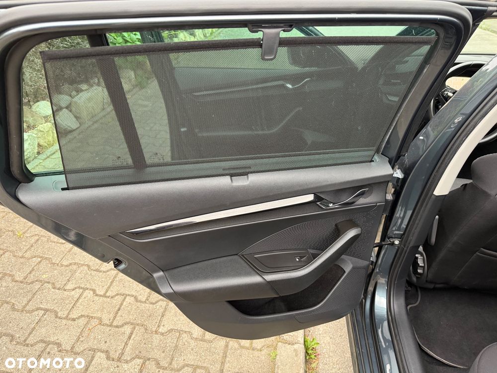 Skoda Octavia 2.0 TDI Style DSG - 26