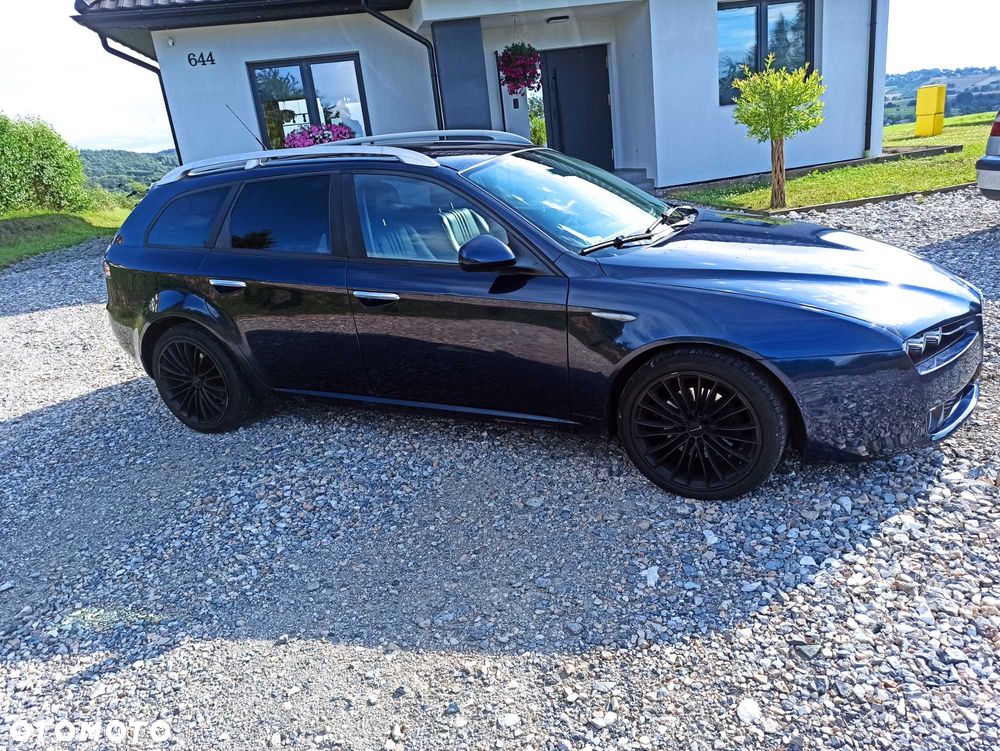 Alfa Romeo 159 - 2