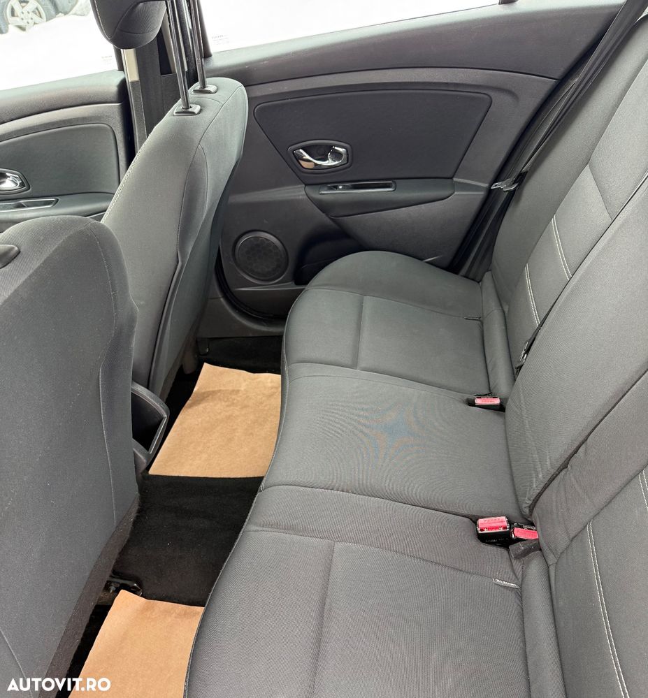 Renault Megane ENERGY dCi 110 Start & Stop Dynamique - 12