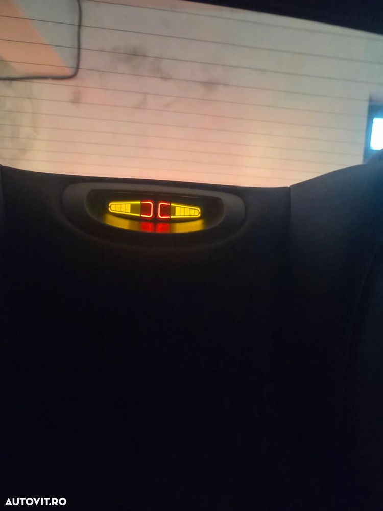 Mercedes-Benz CLK - 13