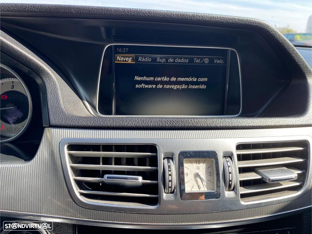 Mercedes-Benz E 250 BlueTEC Elegance 4-Matic - 22