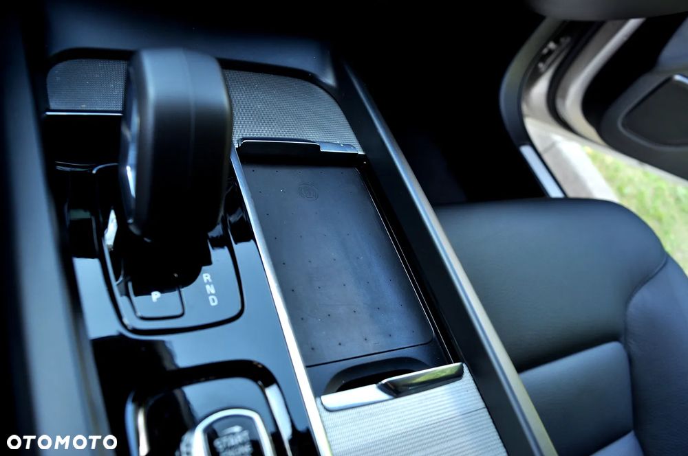 Volvo V60 B4 D Momentum Pro - 26