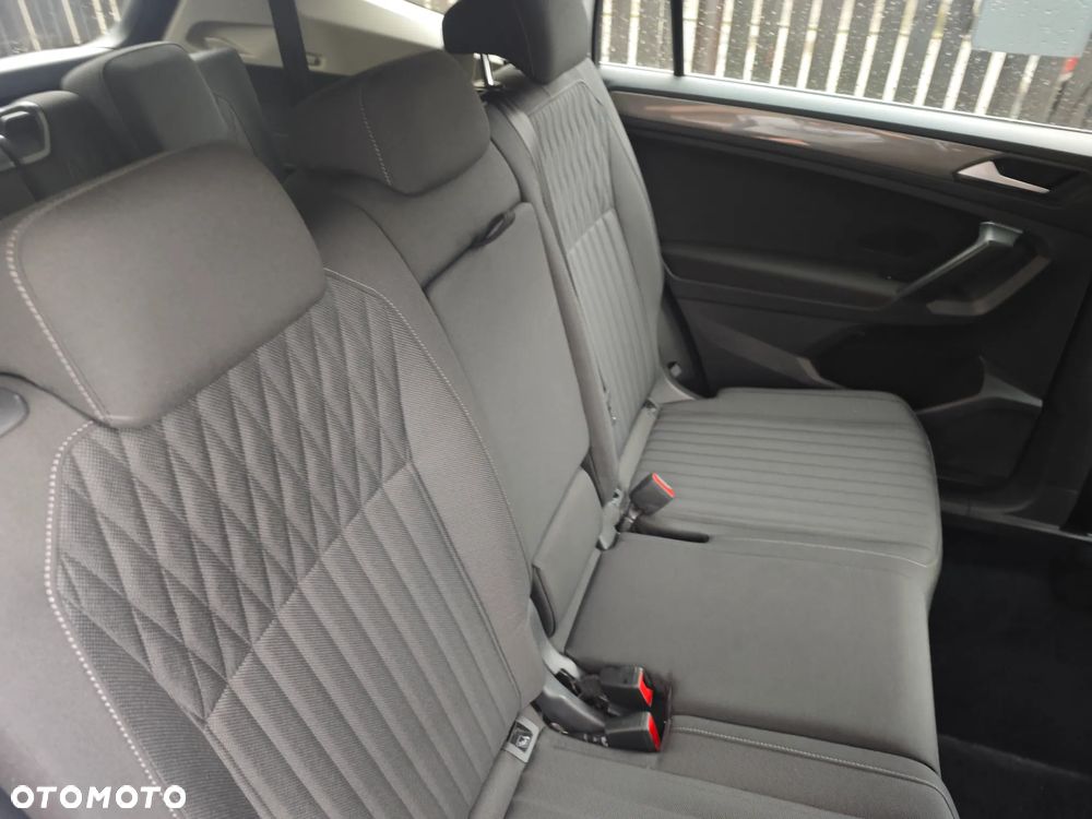 Volkswagen Tiguan - 15