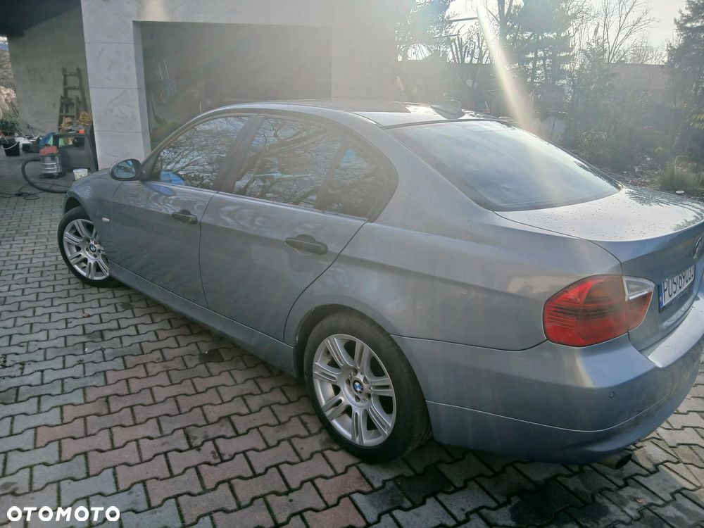 BMW Seria 3 320d - 4