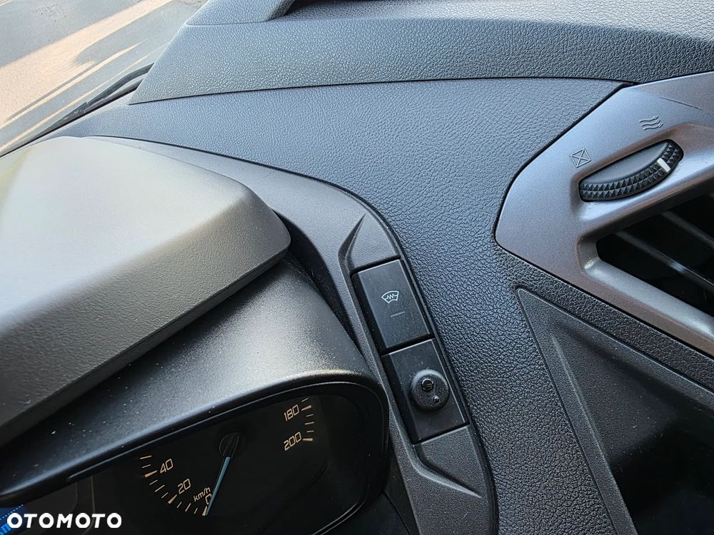 Ford Transit Custom - 30