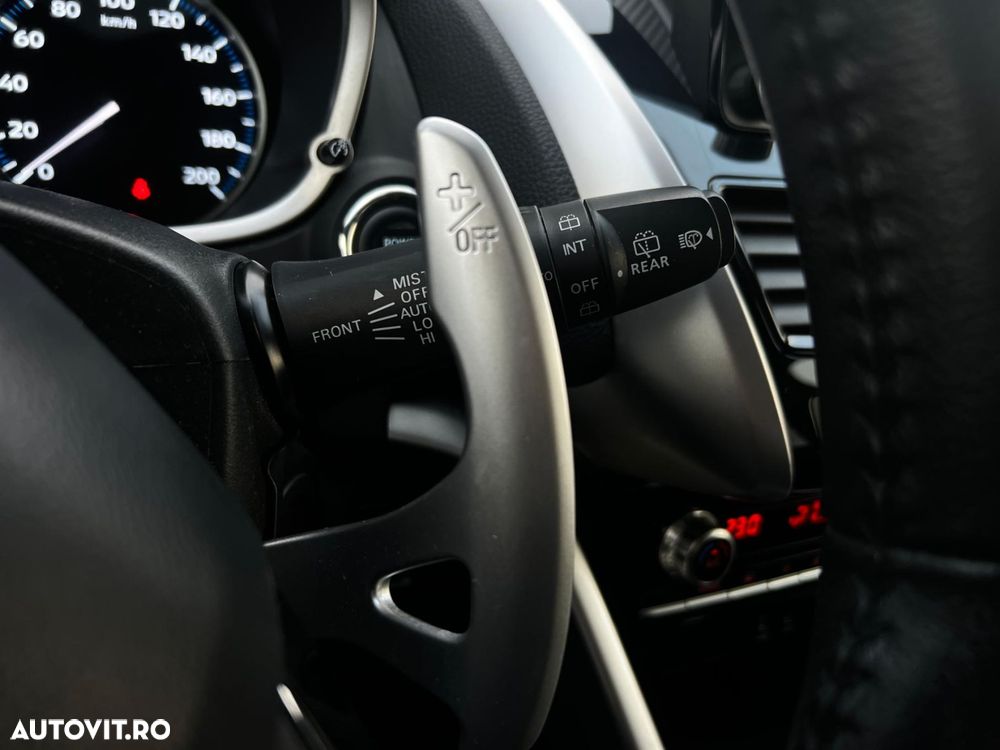 Mitsubishi Eclipse-Cross - 27