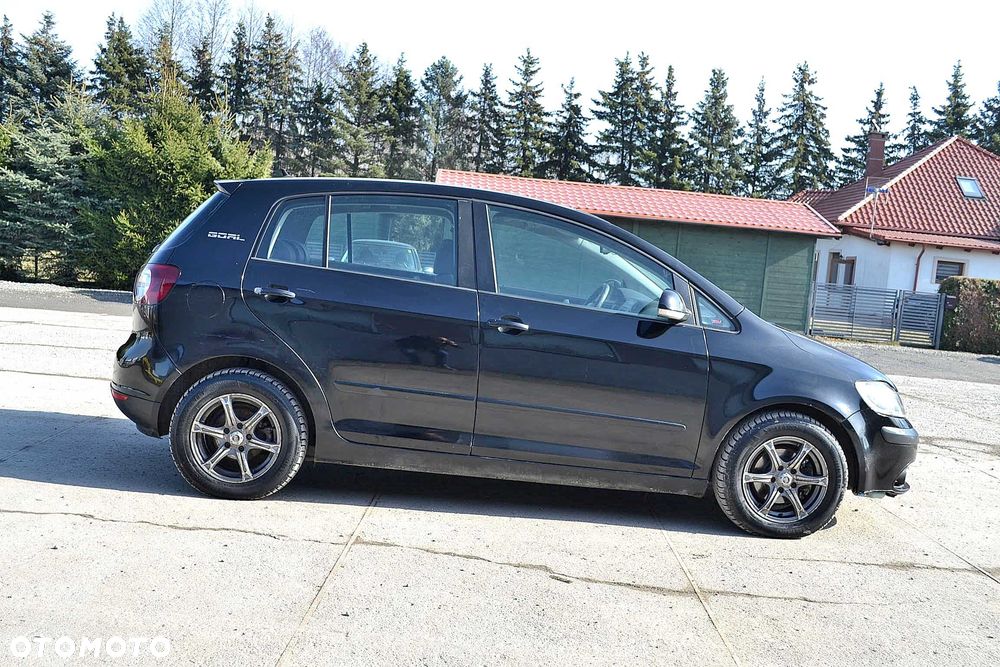 Volkswagen Golf Plus - 4
