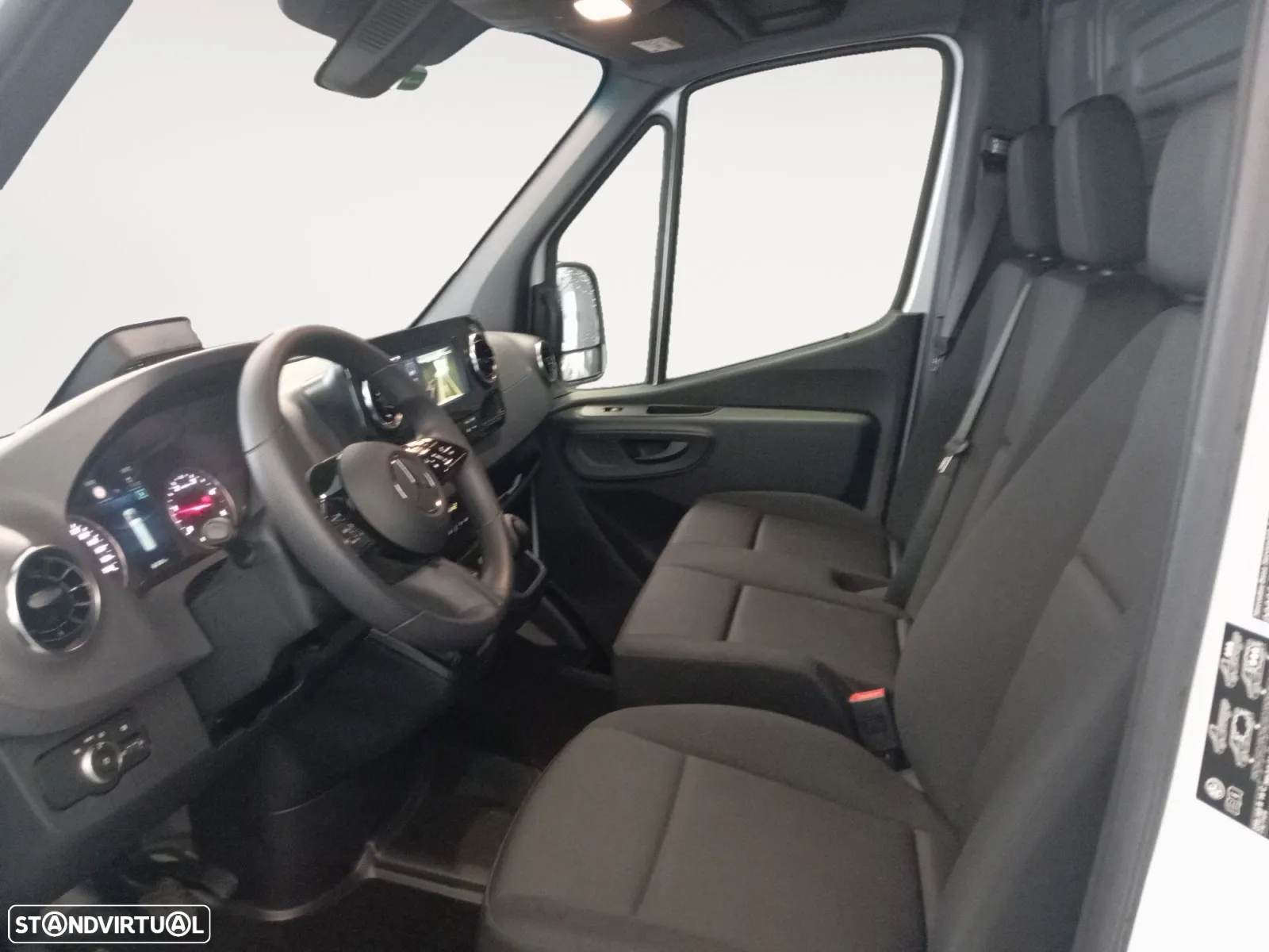 Mercedes-Benz Sprinter 317 CDi Pro Teto Alto Standard - 8