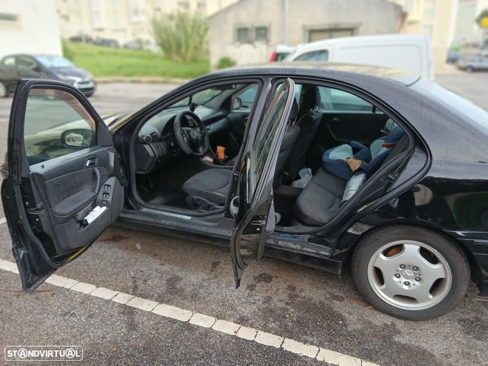 Mercedes-Benz C 200 CDi Classic - 22