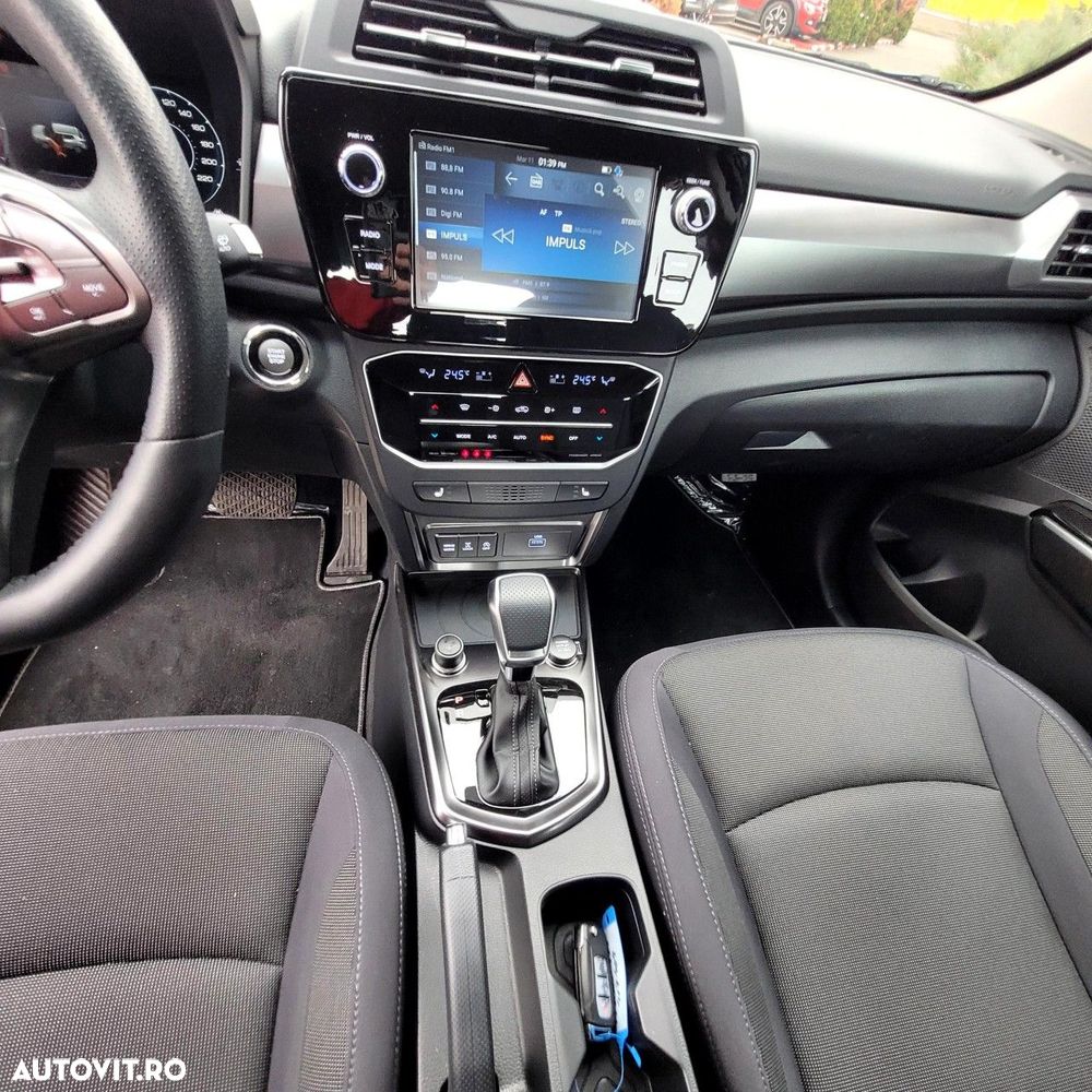 SsangYong Tivoli - 23
