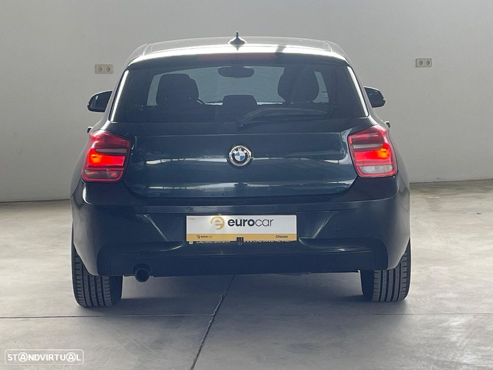 BMW 118 d Line Sport - 4