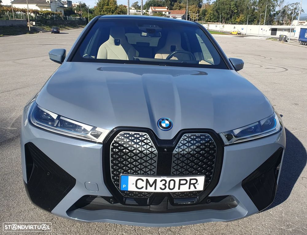 BMW iX xDrive 50 Pack Desportivo - 1