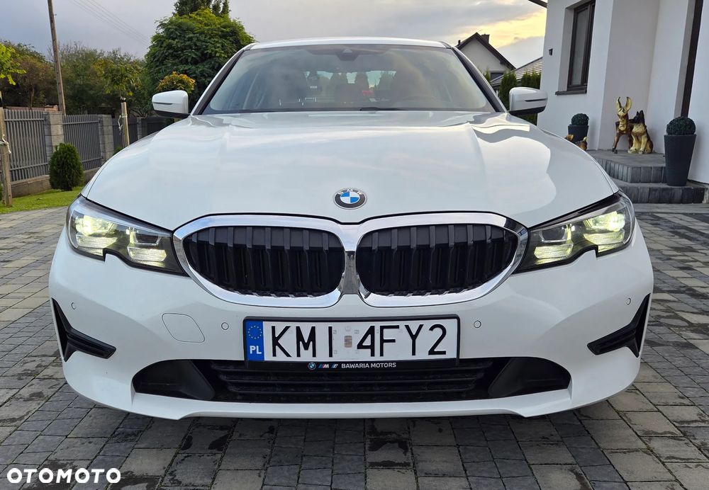 BMW Seria 3 318i Advantage - 2