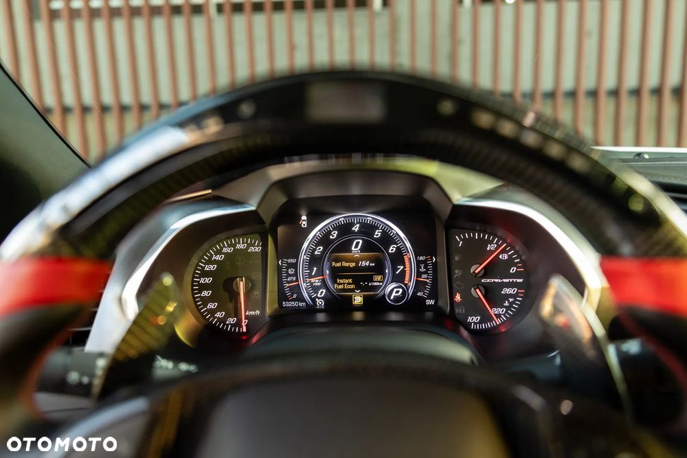 Chevrolet Corvette - 35