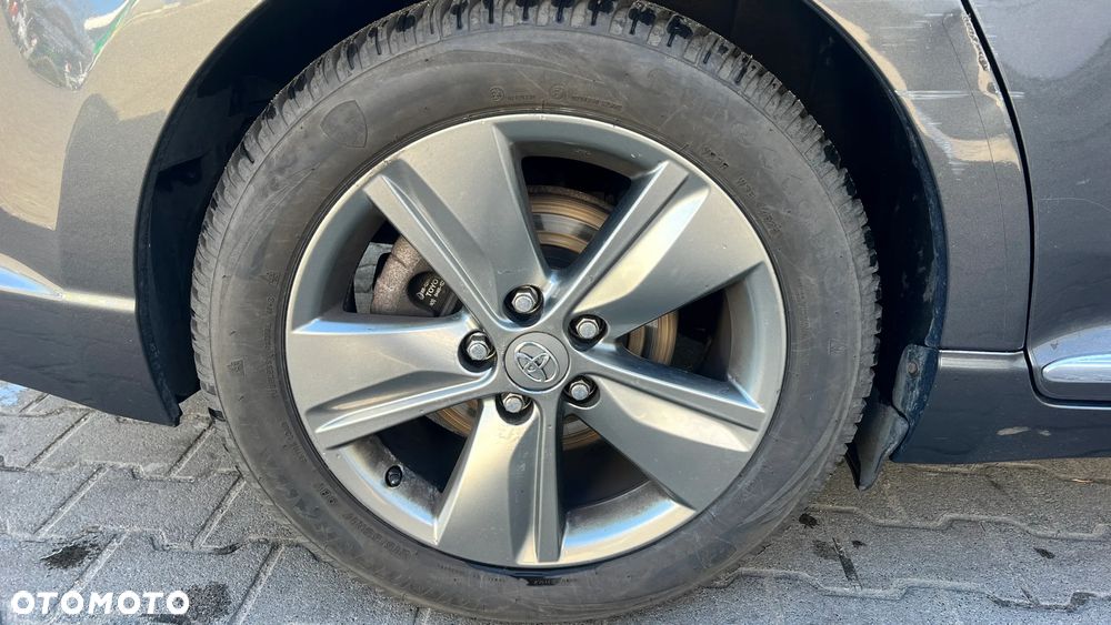 Toyota Avensis 1.8 Premium - 3