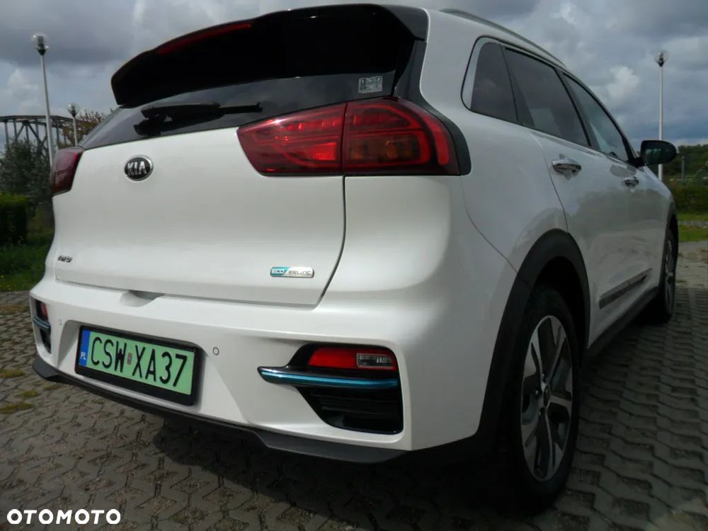 Kia Niro e-Niro 64kWh L - 13
