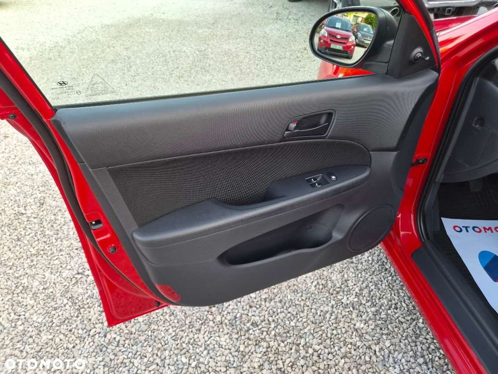 Hyundai i30 - 16