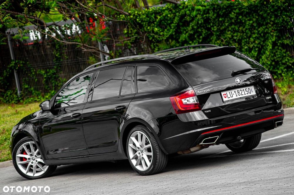 Skoda Octavia 2.0 TDI (Green tec) 4x4 DSG RS - 17