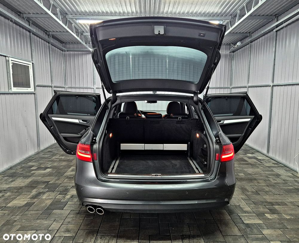 Audi A4 Avant 2.0 TDI DPF quattro S tronic S line Sportpaket - 10