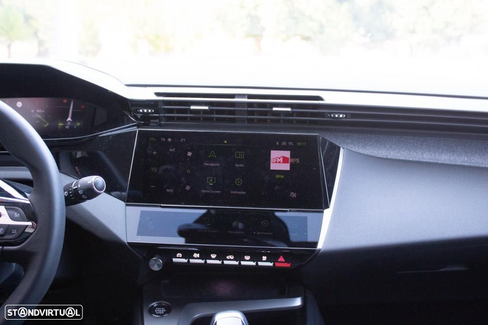 Peugeot 308 1.2 PureTech Allure - 29