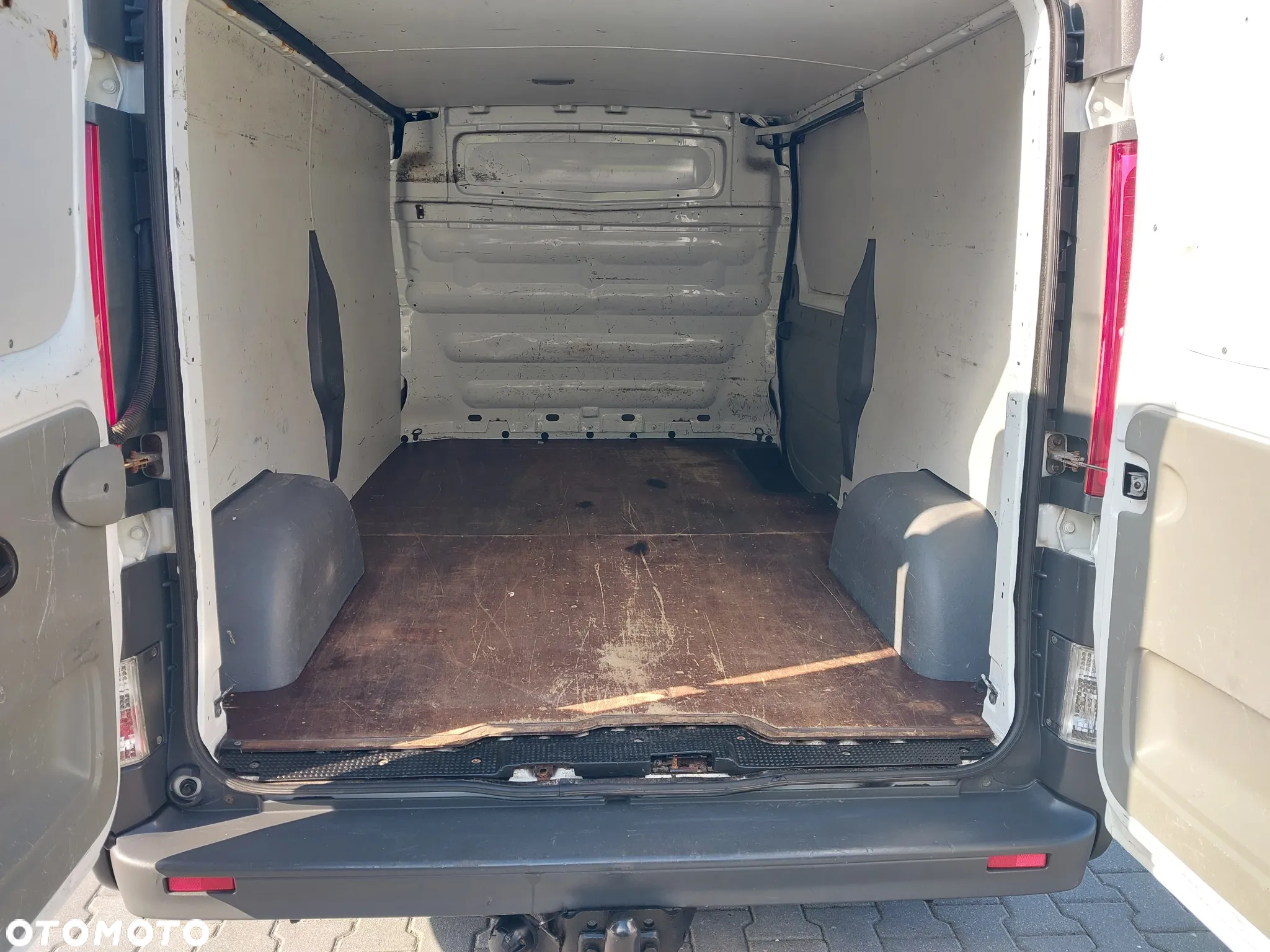 Renault Trafic 2,0 Dci Long - 8