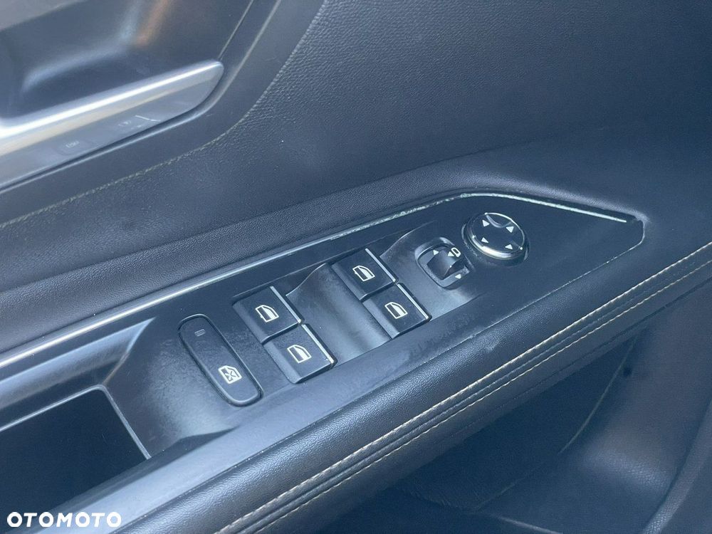 Peugeot 5008 - 14
