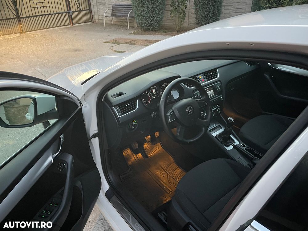 Skoda Octavia - 16