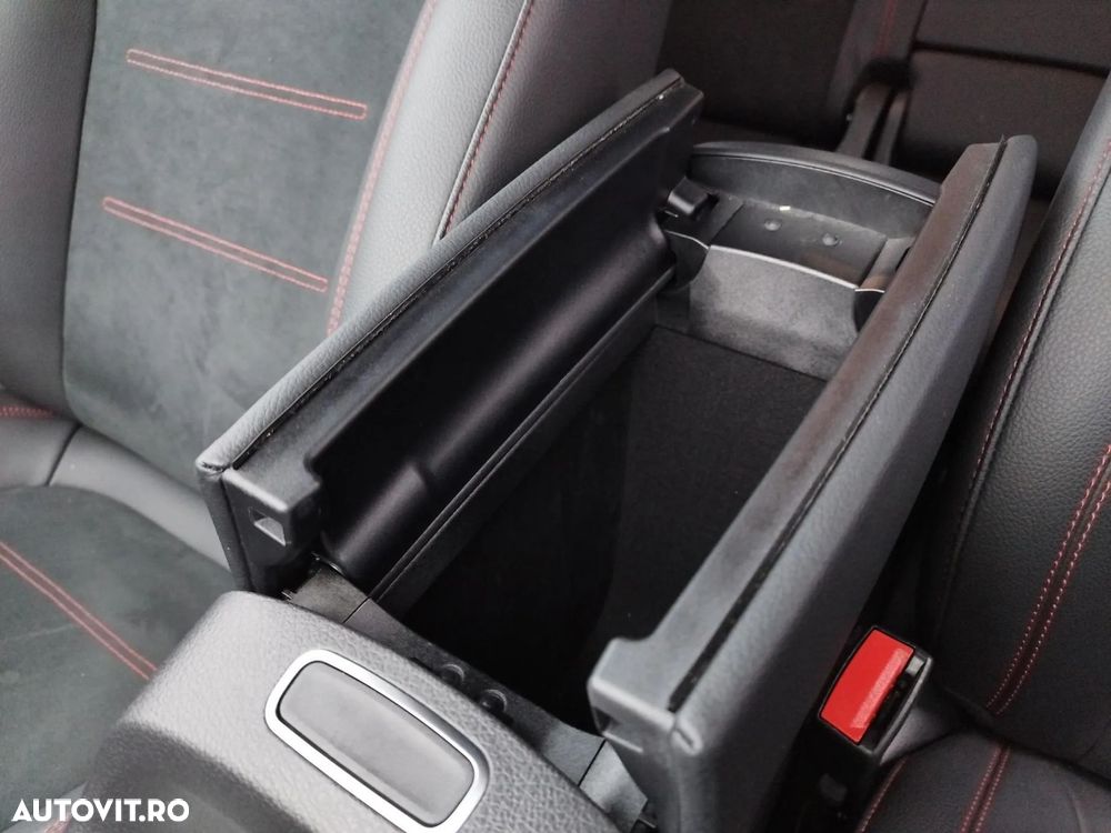 Mercedes-Benz GLA 200 4MATIC Aut. - 23