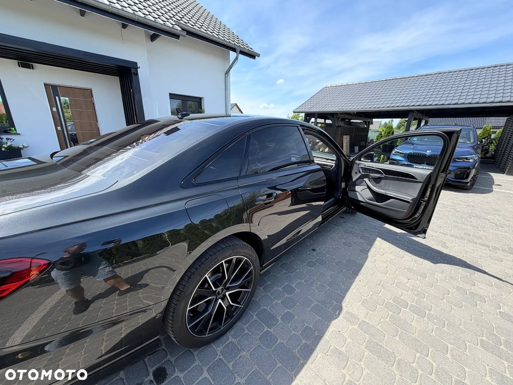 Audi A8 - 10