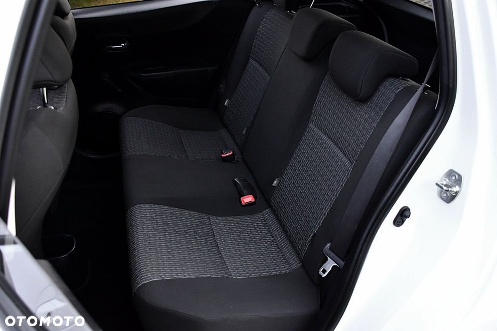Toyota Yaris 1.33 Sol - 31