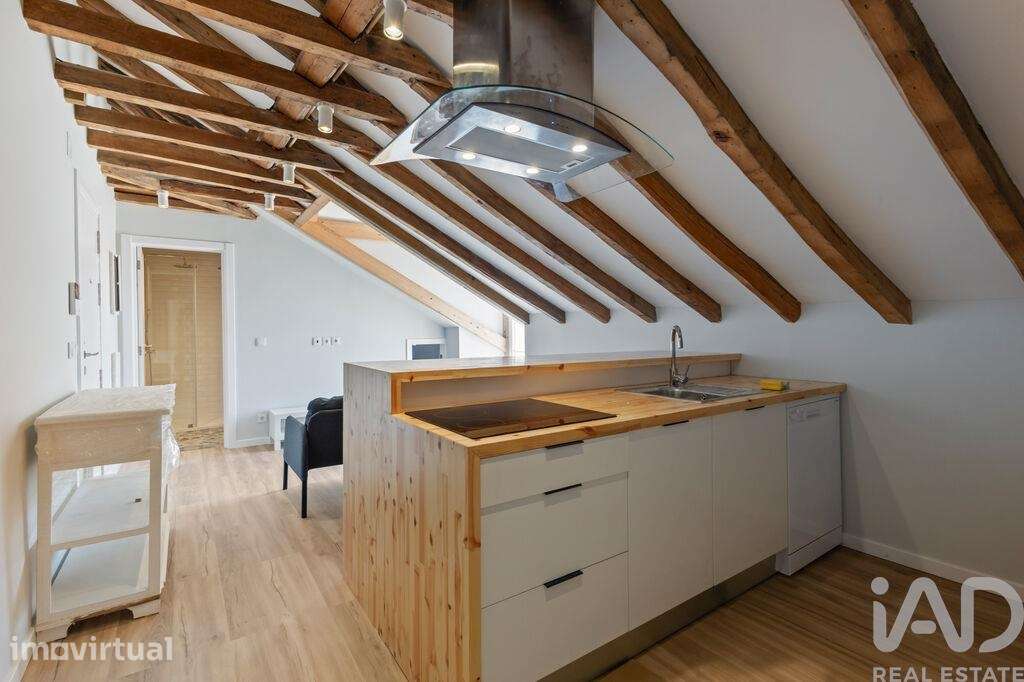 Apartamento T1 em Santa Maria, São Pedro E Matacães de 36,00 m2 - Grande imagem: 4/9