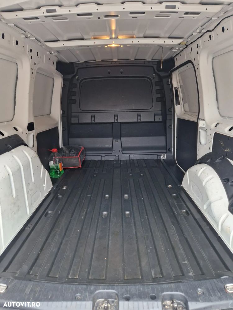 Volkswagen Caddy - 7