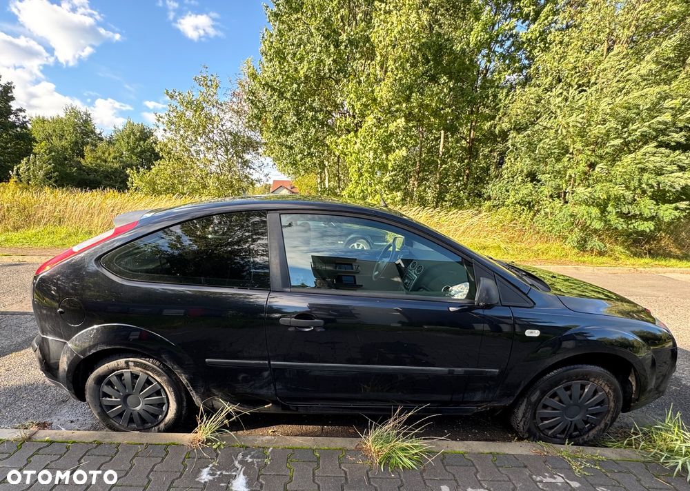Ford Focus 1.8 Trend - 12